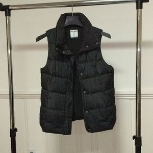Old Navy Black Button-Up Puffer Vest